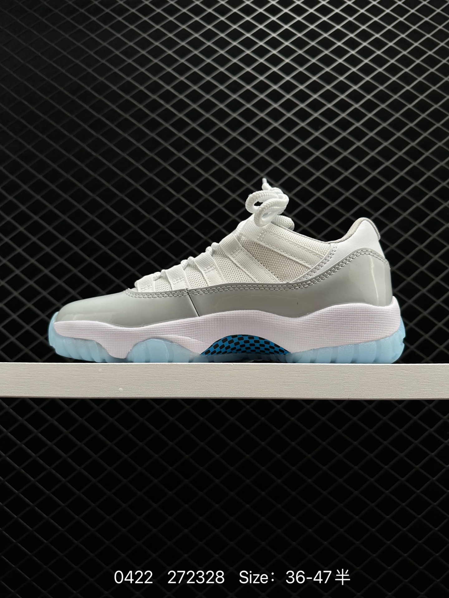 Air Jordan 11 Retro Low 